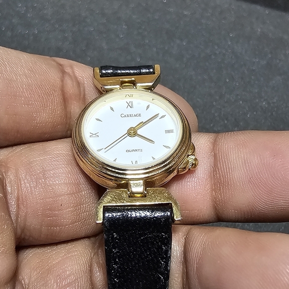 Carriage By Timex Gold Tone Ladies Quartz Cocktail Watch White Dial Working show - Picture 2 of 9